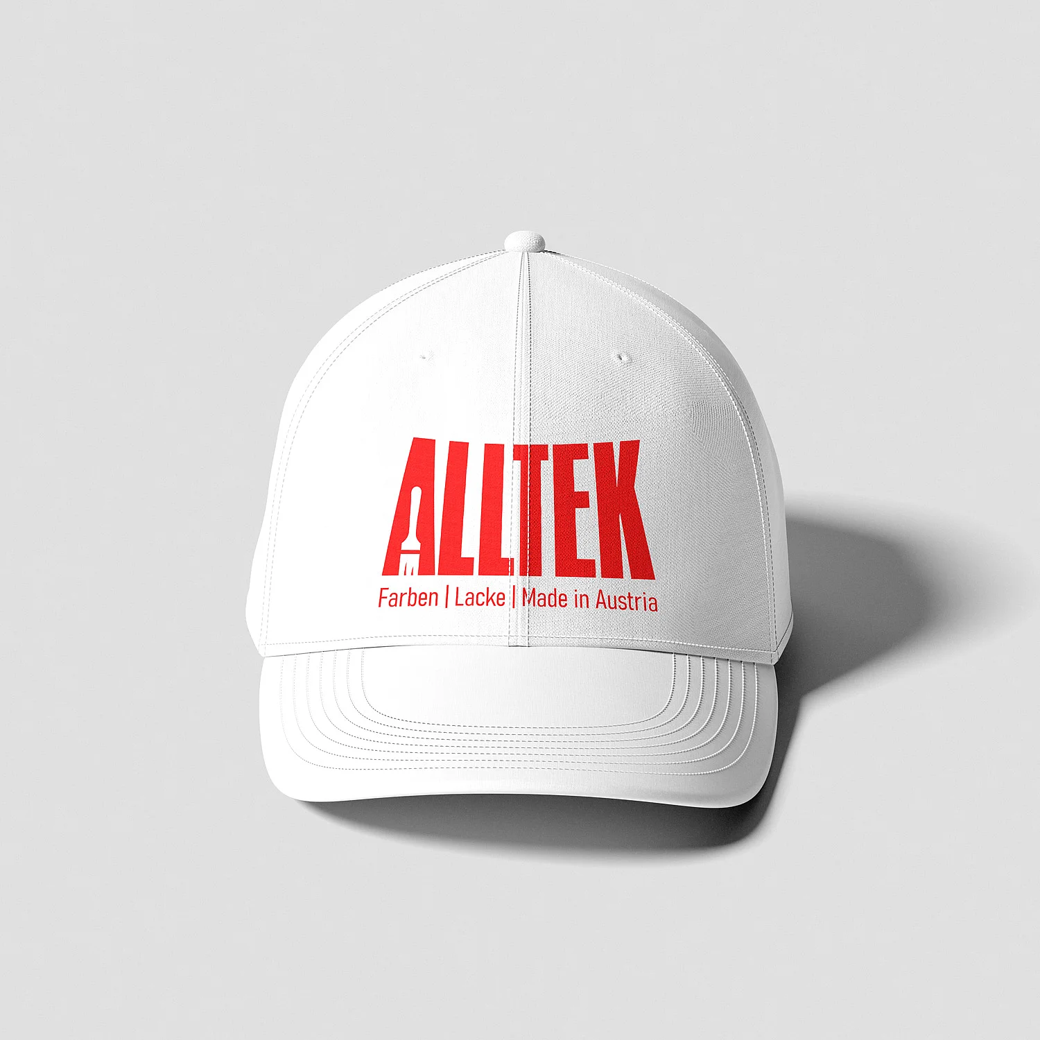 Eine Kappe mit dem Alltek Logo vorne drauf