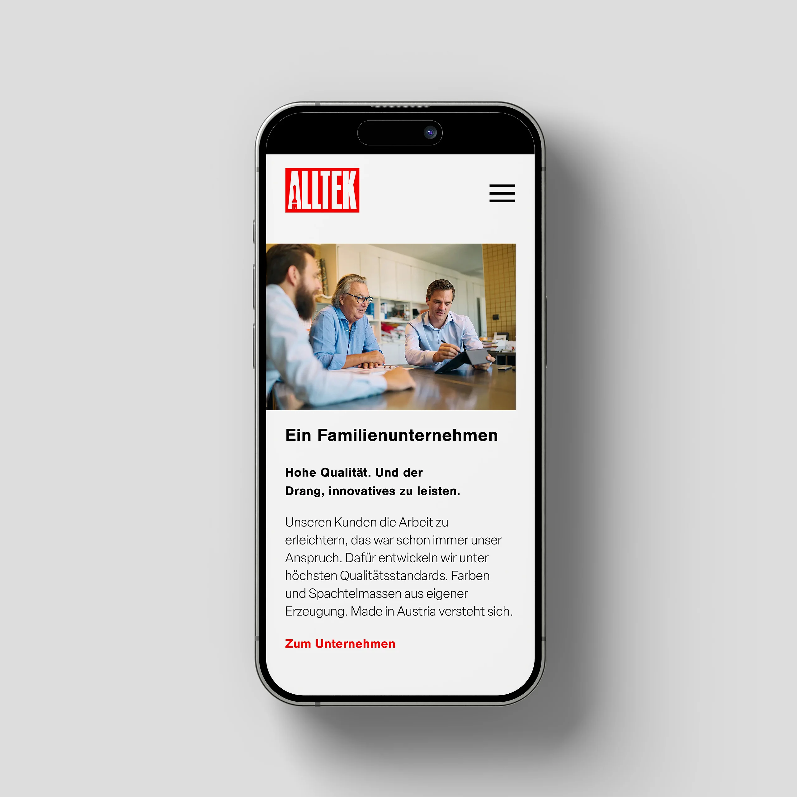 iPhone mit einer Alltek Seite über das Familienunternehmen